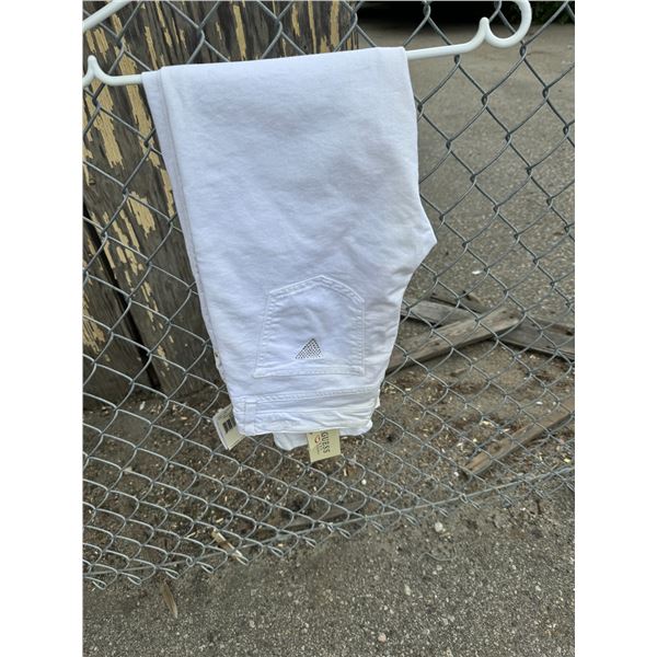 Guess jeans, jeans size 30 NWT