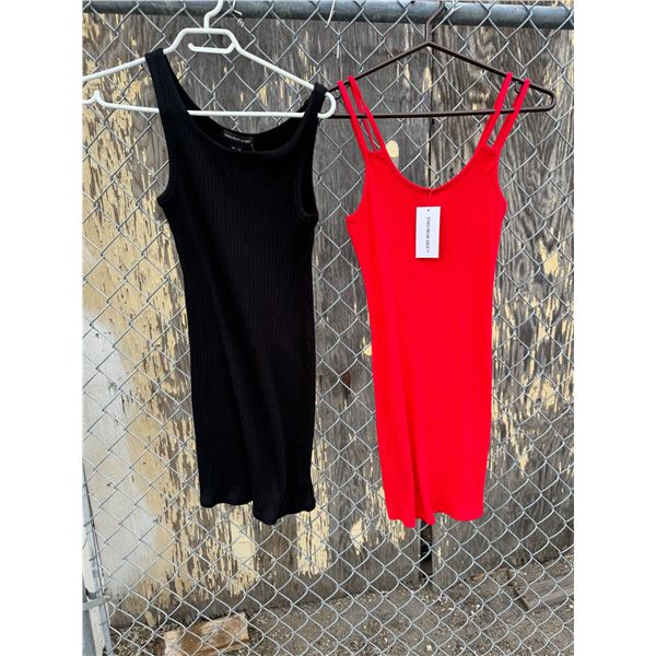 2 nwt streetwear Society medium dresses