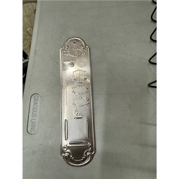 Vintage finger door push plate