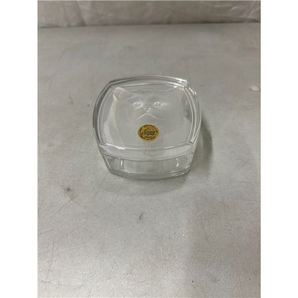 Crystal cat dish with lid 3-D effect
