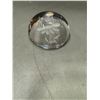 Image 3 : Crystal paperweight