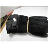 Image 2 : STORE CLOSE-OUT (AS IS):  LADIES BLACK LINED GLOVES (SIZE XL)