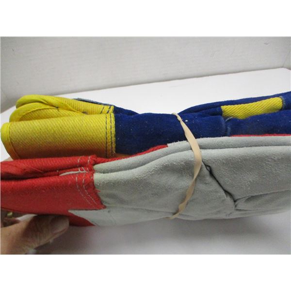 STORE CLOSE-OUT (AS IS):  2 PAIR MEN'S LINED GLOVES (SIZE XL)