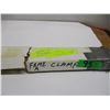 Image 2 : PICTURE FRAME CLAMP