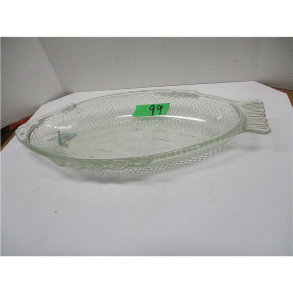 FISH GLASS SERVING DISH