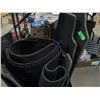 Image 2 : BOX C/W AUTO FLOOR MATS