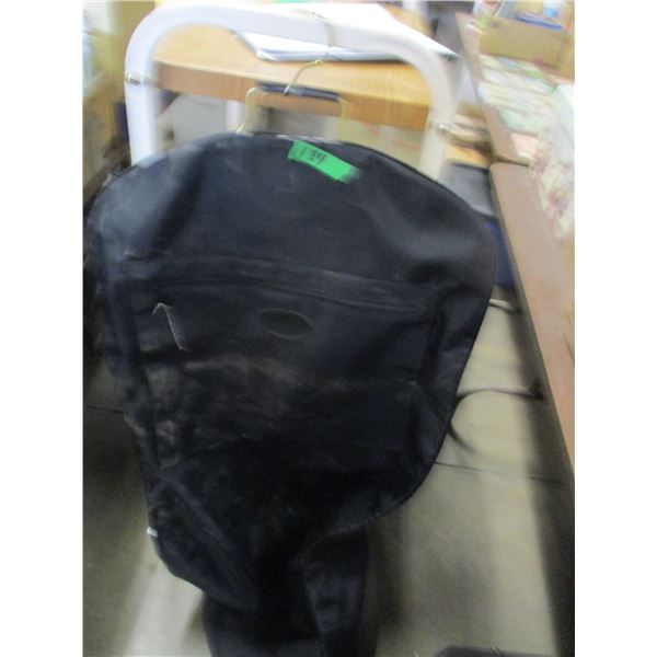 ESTATE:  WARDROBE BAG