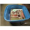 Image 1 : ESTATE:  TOTE C/W PUZZLES