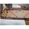 Image 3 : ESTATE:  BOX C/W GAMES