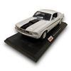 Image 2 : 1:18 Die Cast Maisto 1968 Ford Mustang Gt Cobra Jet, On Stand