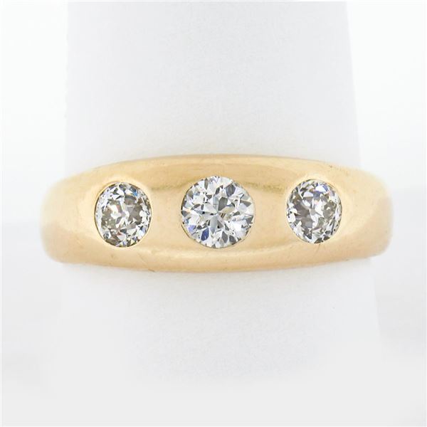 Mens Antique Victorian 14K Gold 0.80 ctw European Diamond 3 Stone Gypsy Band Rin