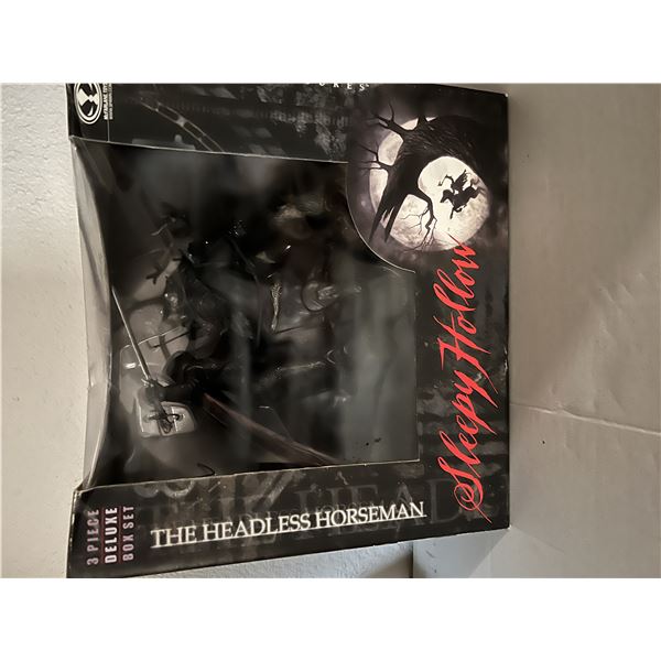 Sleepy Hollow The Headless Horseman 3 piece deluxe set