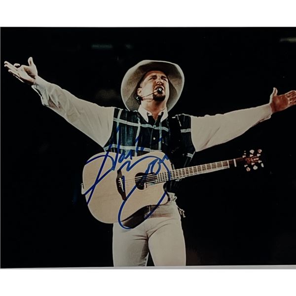 Garth Brooks signed photo