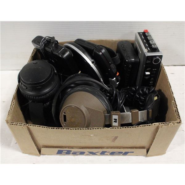 FLAT OF ELECTRICTRONICS ITEMS INCLUDES