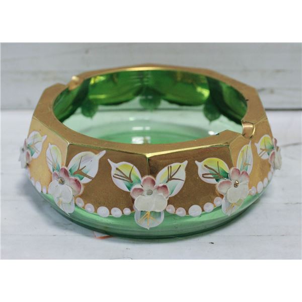 VINTAGE BOHEMIAN VENETIAN GLASS ASHTRAY