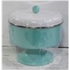 Image 1 : RETRO CAKE PAN - NEW