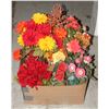 Image 1 : 3 ARTIFICIAL FLOWER ARRANGEMENTS - ESTATE