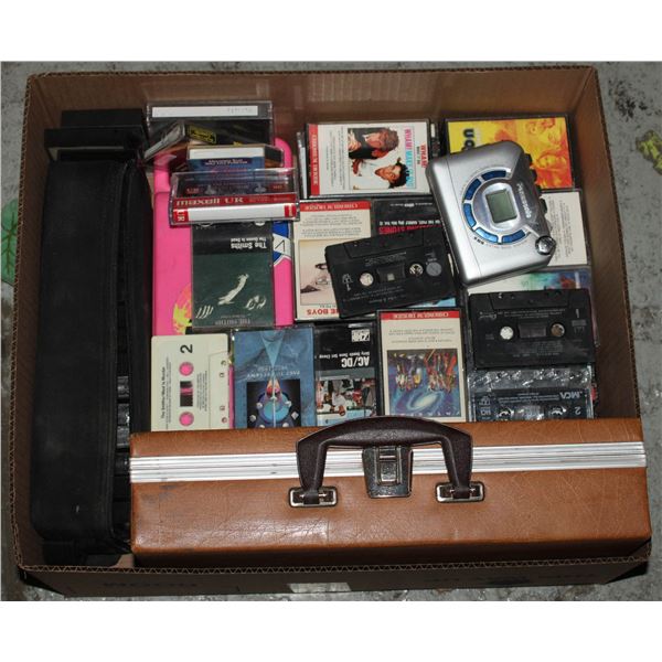 OVER 100 CASSETES & WALKMAN - ESTATE
