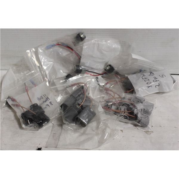 BOX OF MISC. AUTOMOTIVE CONNECTORS