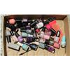 Image 1 : FLAT OF NAIL POLISH