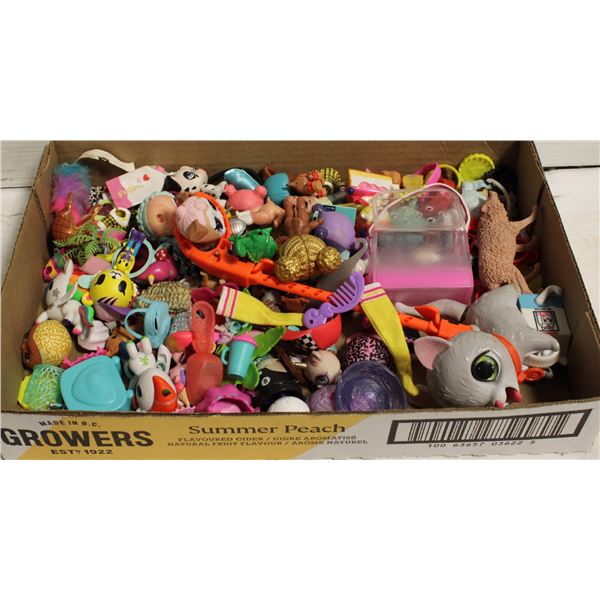 FLAT WITH LOL DOLLS AND ACCESSORIES
