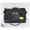 Image 1 : COACH SWAGGER CARRYALL PEBBLE LEATHER TOTE BAG
