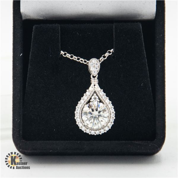 #977-HAND SET 2.00 CT GRA