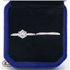 Image 1 : #987-HAND SET 0.80 CT TW ROUND BRILLIANT CUT