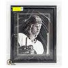 Image 1 : WAYNE GRETZKY SOO GREYHOUNDS (OHL) FRAMED