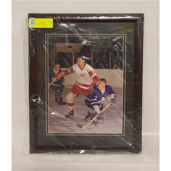 TIM HORTON (TORONTO) & ALEX DELVECCHIO (DETROIT)