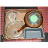 Image 1 : FLAT WITH 4-PIECE ANCHOR BOWL SET, 2 ANCHOR
