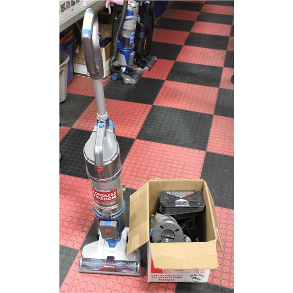 HOOVER CORDLESS FREEDOM VACUUM WITH ACCESSORIES