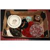 Image 1 : LARGE LOT OF VINTAGE COLLECTABLE ASHTRAYS