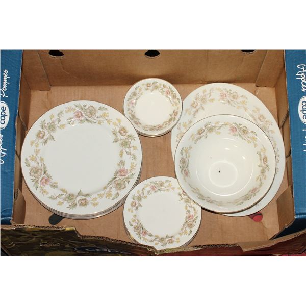 PARTIAL DINING SET JOHNSON BROS WASHINGTON PRINT