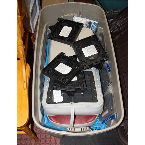 - TOTE WITH 2 MATCHING BOAT SEATS WITH SWIVEL