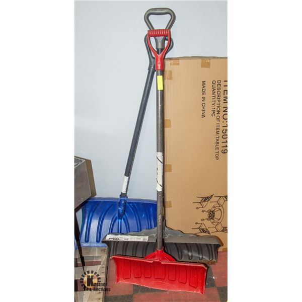 3 SNOW SHOVELS