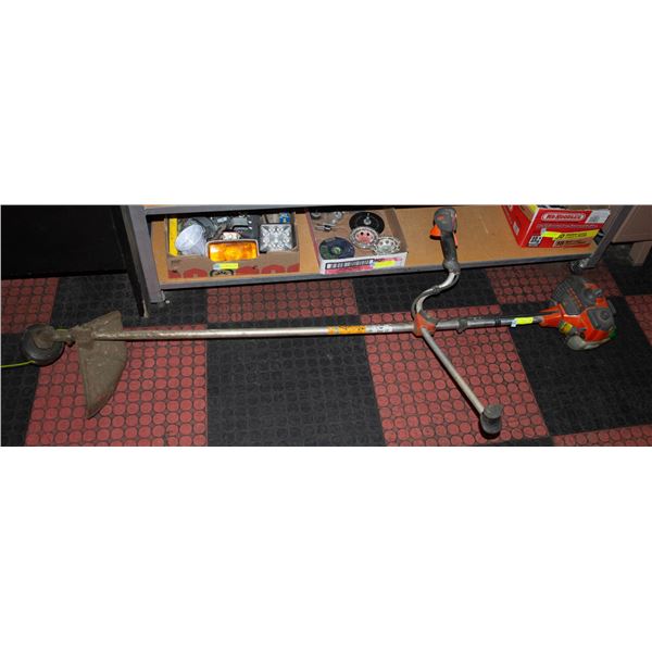 GAS POWERED WEED WACKER