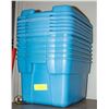 Image 1 : 6 RUBBERMAID CONTAINERS