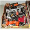 Image 1 : TRAY OF ASSORTED SHOP TOOLS