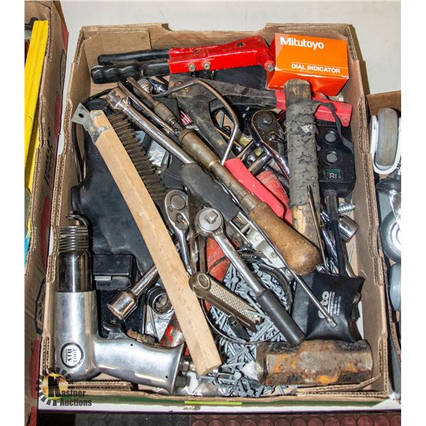 TRAY OF SHOP TOOLS