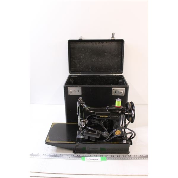 Portable Vintage Singer Sewing Machine in Carrying Case - as is