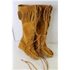 Image 2 : Pair Knee-High Moccasins 17" Tall - 9.5" Length Sole