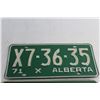 Image 2 : (2) 1971 Vintage Alberta License Plates