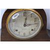 Image 3 : Vintage New Haven Wooden Mantle Clock- 20'' x 4.5'' x 10''
