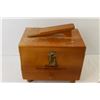 Image 3 : Shoe Shine Box and Stand