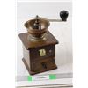 Image 1 : 1950s Coffee Grinder