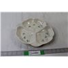 Image 1 : Belleek Shamrock 9" Segmented Dish