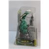 Image 3 : The Incredible Hulk Collector's Clock with Working Lights and Batman Figure - Sealed
