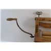 Image 3 : Vintage Wooden Eatonia Clothes Wringer