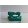 Image 4 : Vintage Sew Rite Sewing Machine Toy - Tested